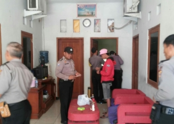 Cari Pasangan Mesum Dapat Motor Bodong