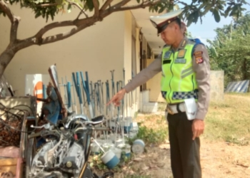 Tabrak Mobil, Pemotor Tewas di Tempat