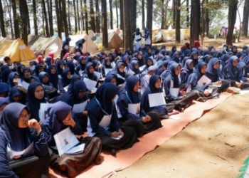 126 Mahasiswa HIMAGUMI IAIN Syekh Nurjati Cirebon Kopi di Kuningan