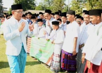 UU Pesantren Kado Istimewa Peringatan Hari Santri