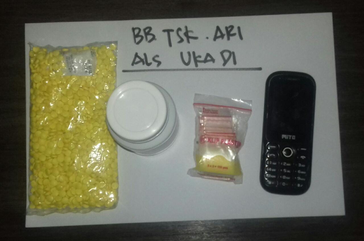 Satnarkoba Amankan 2 Tersangka dan Ribuan BB
