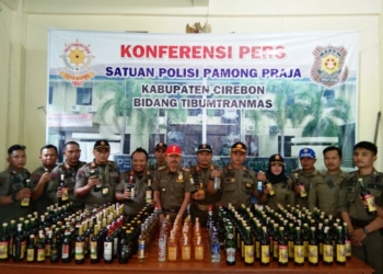 Ratusan Botol Miras untuk Pesta Tahun Baru Disita