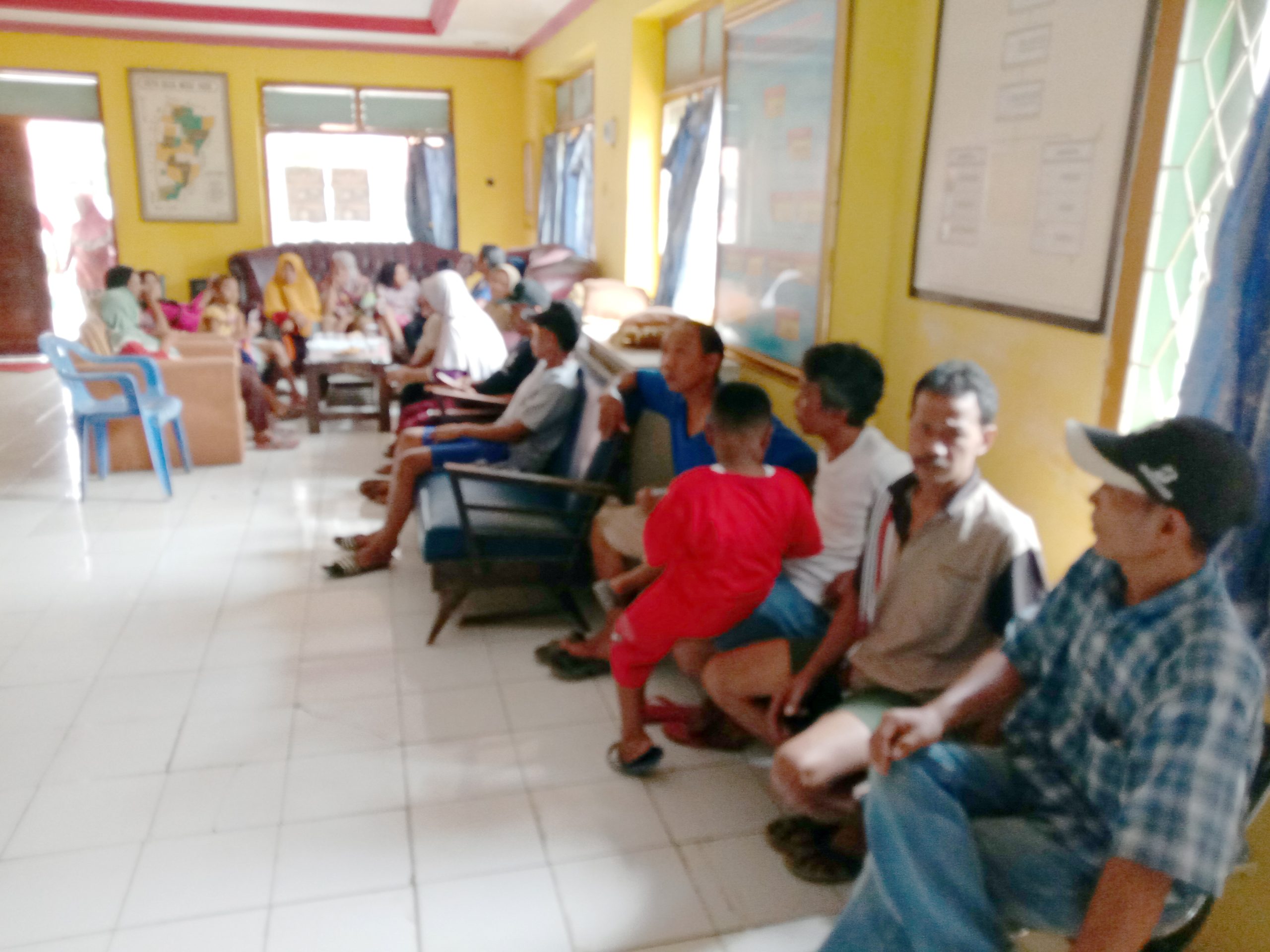 Warga Telar Watu Ontrog Pemdes Megu Gede