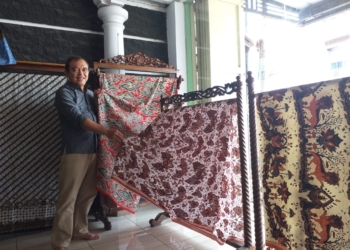 Kebijakan ASN Wajib Berseragam Khas Daerah Dongkrak Penjualan Batik Trusmi