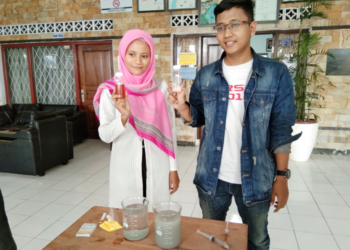 Pegiat Lingkungan Tawarkan Penemuannya Atasi Limbah Batu Alam dari Keruh Menjadi Jernih