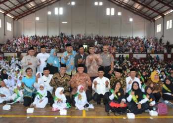 Seribu Tahfidz Diwisuda