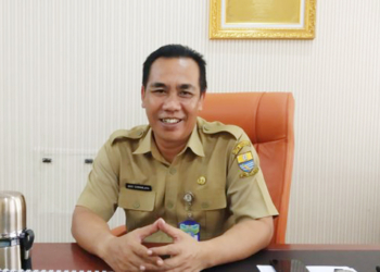 KEPALA DISNAKER Kota Cirebon, Agus Sukmanjaya