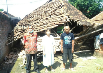 RUMAH AMBRUK