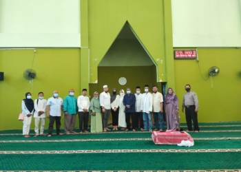 Warga Belanda Syahadat di Masjid IAIN Cirebon