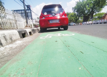 Dishub Kota Cirebon Siap Gandeng Komunitas, Parkir di Jalur Sepeda Ban Bakal Dikempesin