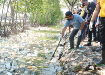 Uruk Empang dengan Sampah, Pemilik akan Dipanggil