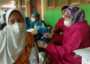 SMPN 2 Kapetakan Kembali Gelar Vaksinisasi