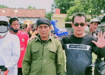 Tukang Becak Nyalon Kuwu Jungjang