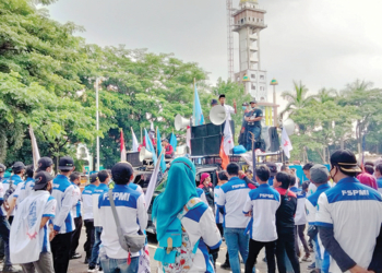 UMK 2022 Berpotensi hanya Naik Rp10.426, FSPMI Sebut UU Omnibus Law Mimpi Buruk Kaum Buruh