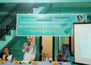 Kuwu Astana Lantik RT-RW Periode 2022-2027