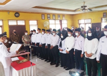 11 Perangkat Desa Curug Wetan Dilantik