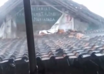 Hujan Es di Cirebon Terjang Mertapada Hingga Kanci