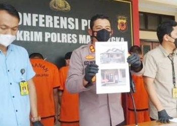 Cemburu, Suami Bakar Rumah Mertua