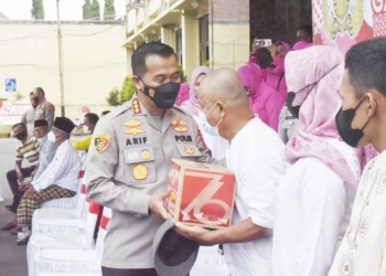 Salurkan Bansos, Polresta Cirebon Libatkan Bhabinkamtibmas