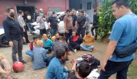 Puluhan anggota ormas yang bermarkas di Desa Beberan, Kecamatan Palimanan, Kabupaten Cirebon, yang diduga melakukan penyerangan ormas lain, diamankan jajaran Polresta Cirebon