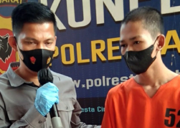 SF pelaku penyebar video hubungan intim dengan sang pacar saat diinterogasi polisi