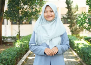 Mahasiswa IAIN Cirebon Sabet Juara 2 Lomba Baca Cipta Puisi