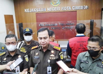 Kepala-Kejaksaan-Negeri-Kota-Cirebon-Umaryadi