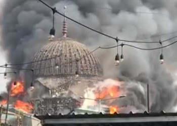 Masjid Raya JIC Terbakar, Video Detik-detik Kubah Masjid Roboh Beredar Luas