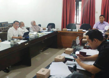Rapat-kerja-Komisi-III-DPRD-Kabupaten-Cirebon-dengan-DPKPP