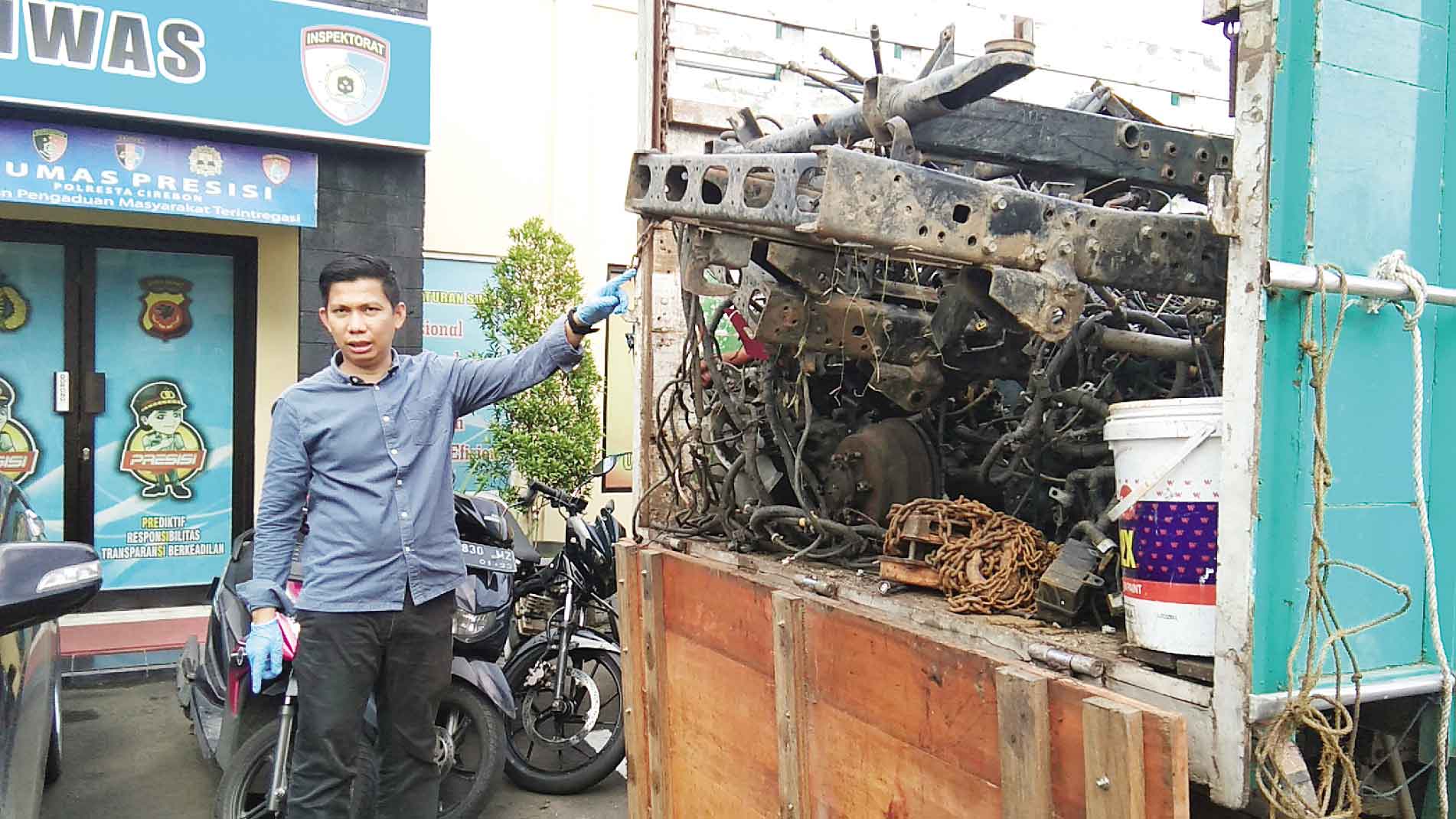 Komplotan Pencuri Spesialis Mobil Pikap Lintas Sumatera-Jawa Dibekuk