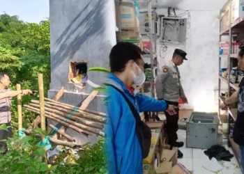 Tembok Minimarket di Budur Cirebon Dibobol, Barang dan Uang Digondol Pencuri