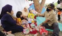 Wali Kota Salurkan Langsung Bantuan ke Cianjur