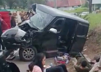 Kecelakaan di Cirebon, Truk Box Vs Daihatsu Luxio, 1 Tewas, 9 Luka-Luka