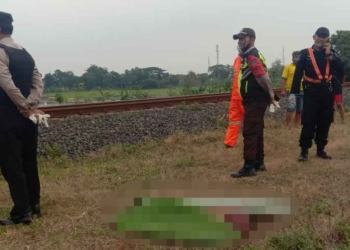 Kecelakaan di Cirebon, Pria Lansia Tewas Ketabrak Kereta Api di Arjawinangun
