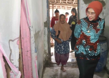 Tinjau Rutilahu di Sibubut, Wabup Cirebon Janjikan Perbaikan