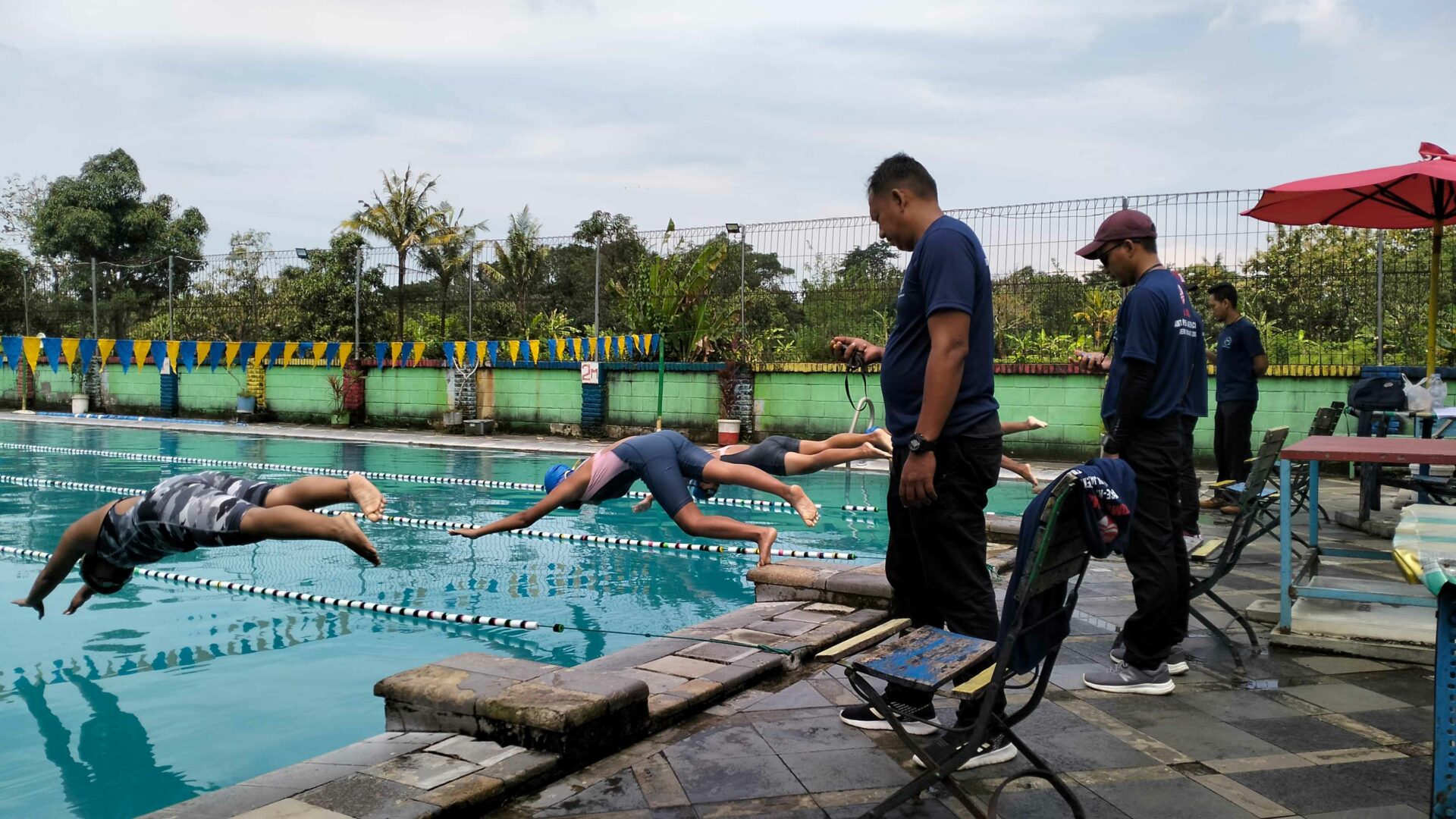 50 Atlet Renang Pelajar Ikuti Latihan Gabungan, PRSI Kabupaten Cirebon Jaring Atlet Renang Pelajar