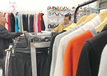 Larangan Jual Pakaian Bekas Impor Belum Ada Tindak Lanjut, Masyarakat Diimbau Beli Baju Lebaran Produk UMKM