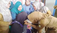 Capain Pin Polio Lebihi Target, 99 Persen Dari 161.000 Target Pusdatin, Capaian Pamengkan Dan Gegesik Masih Kecil