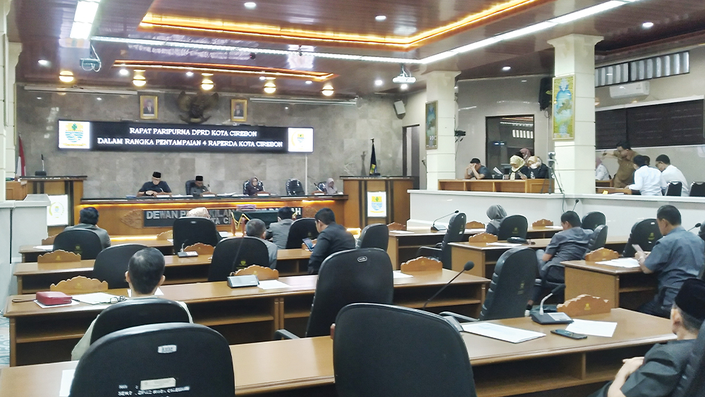 Wali Kota dan Wawali Tak Hadiri Rapat Paripurna DPRD Kota Cirebon, Surat Tugas Sekda Dibuat Mendadak Usai Diinterupsi