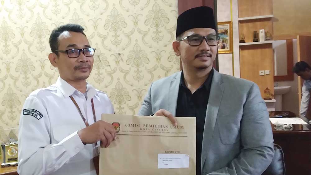 KPU Serahkan Surat Jawaban PAW ke DPRD Kota Cirebon