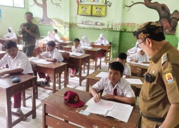 Bupati Cirebon Ingin Semua Lulusan SD Lanjutkan Pendidikan, Pemerintah Wajib Beri Kemudahan