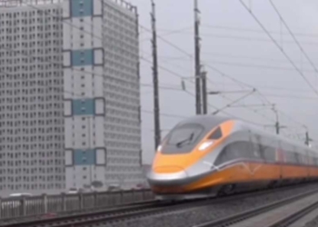 Jossss… Kereta Cepat 356 Km, Jakarta-Bandung Hanya 35 Menit, Berikut Jadwal Tiket Gratis
