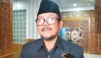 Perang Bintang di Kandang Banteng, Empat Kerabat Bupati Cirebon Nyaleg