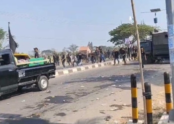 Video Keributan di Kapetakan Beredar, Jalan Raya Indramayu-Cirebon Ditutup
