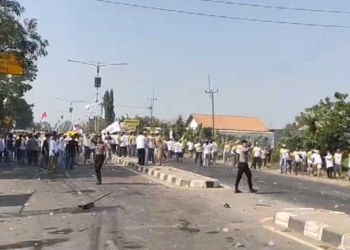 Keributan di Kapetakan Dipicu Saling Ejek Pengambilan Nomor Urut Calon Kuwu untuk Pilwu Serentak 2023 Kabupaten Cirebon