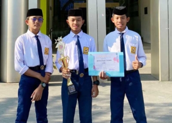 SMP Nurul Hayah 4 Kuningan Raih Juara 1 Festival Bio-Fox 2023 Tingkat Nasional IAIN Cirebon
