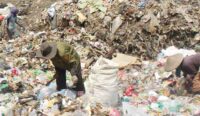 Hati-hati Saat ke Bandung, Buang Sampah dari Kendaraan Siap-siap Disidang
