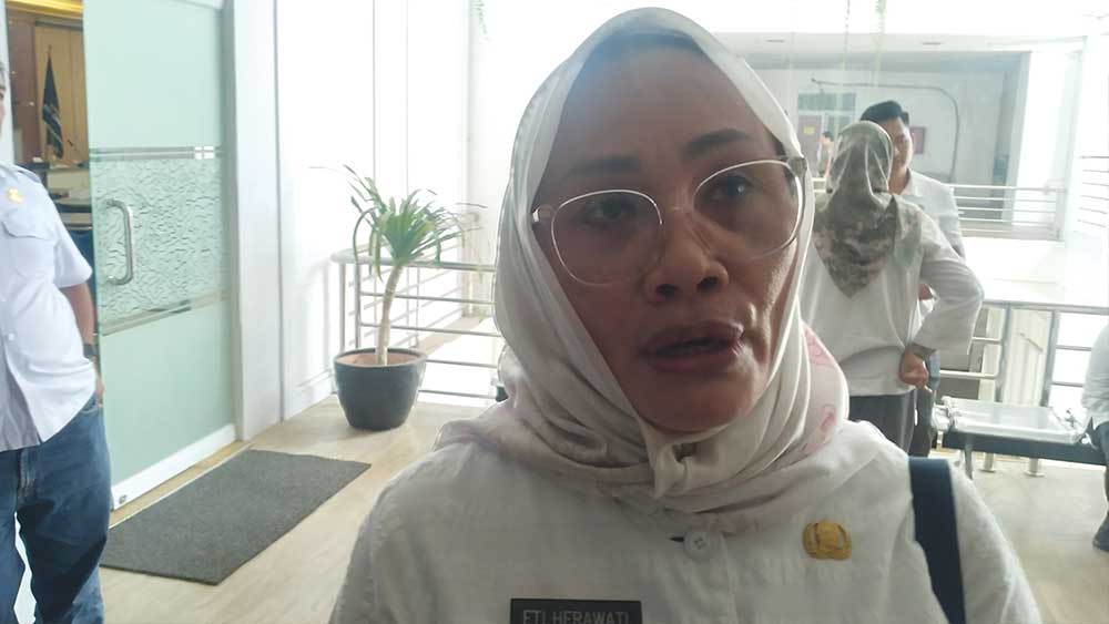 Plt Wali Kota Cirebon Belum Kantongi SK Definitif, Eti Herawati: Mengalir Saja