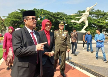 Pemkab Cirebon Resmi Buka Alun-alun Pataraksa untuk Umum, Ruang Terbuka Hijau Berdampak Positif Bagi Perekonomian Masyarakat
