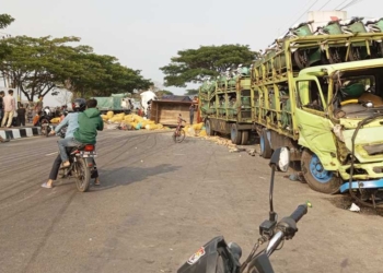 Kecelakaan Beruntun di Cirebon, 6 Truk Rusak, 2 Pengemudi Dilarikan ke RSUD Waled